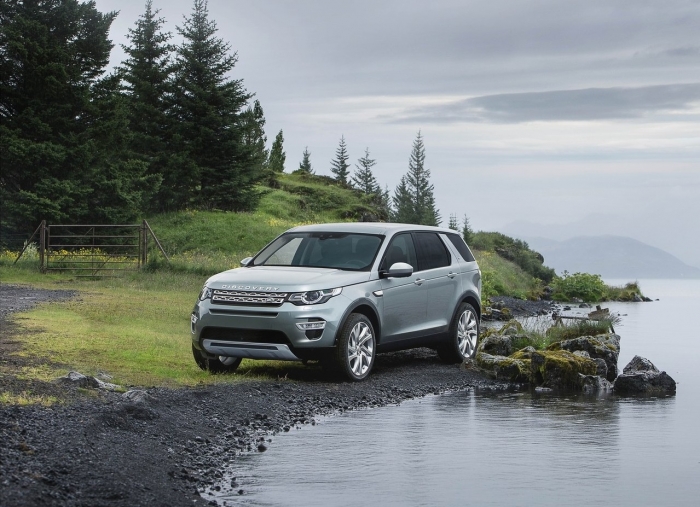 Land Rover Discovery Sport 2014   1