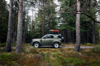 Land Rover Defender 90 photo