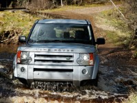Land Rover Discovery 3 photo