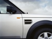 Land Rover Discovery 3 photo