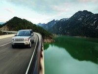 Land Rover Discovery 4 photo