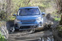 Land Rover Discovery Sport photo