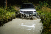 Land Rover Range Rover photo